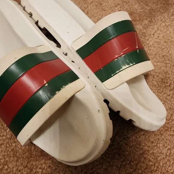Gucci Men's Slides - Picture 14 of 16